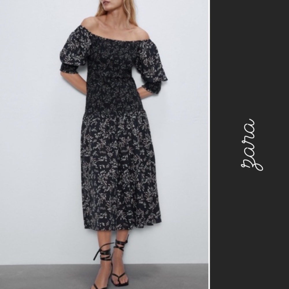 Zara Floral Smocked Peasant Bohemian Off Shoulder MIDI Dress in Navy Blue • M